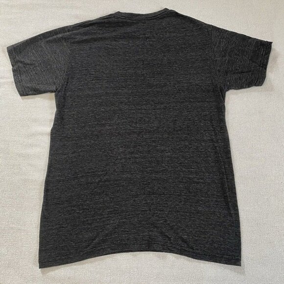 Disney Greetings From Agrabah Aladdin Postcard Genie T-shirt Size Small S Black - Picture 6 of 7